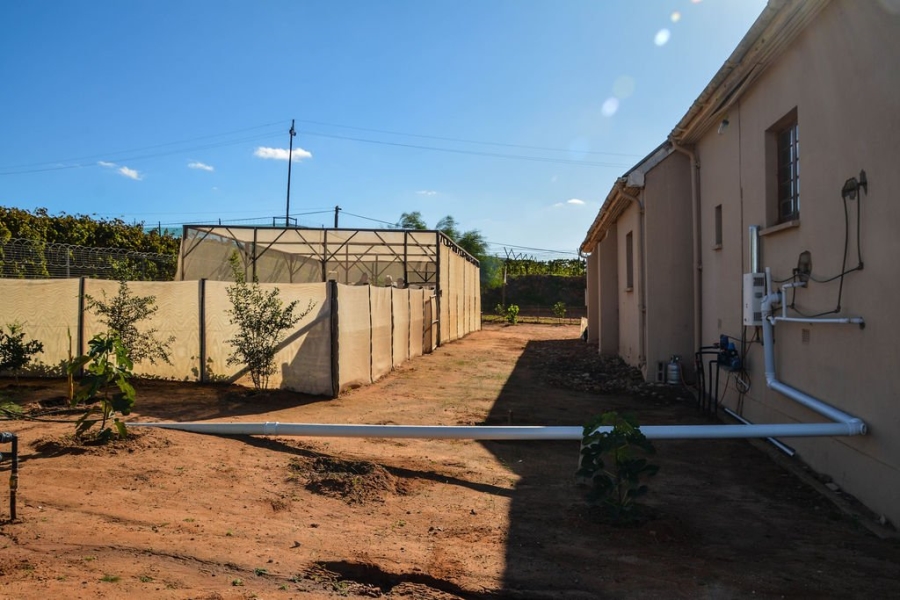1 Bedroom Property for Sale in Vredendal Rural Western Cape